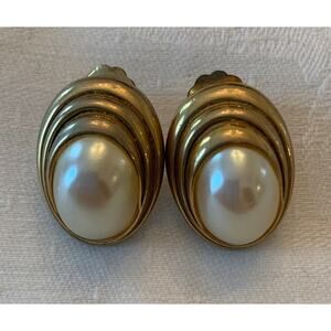 Vintage Pierced Earrings Signed TAT Faux Pearl and Goldtone 1" Art Deco Style